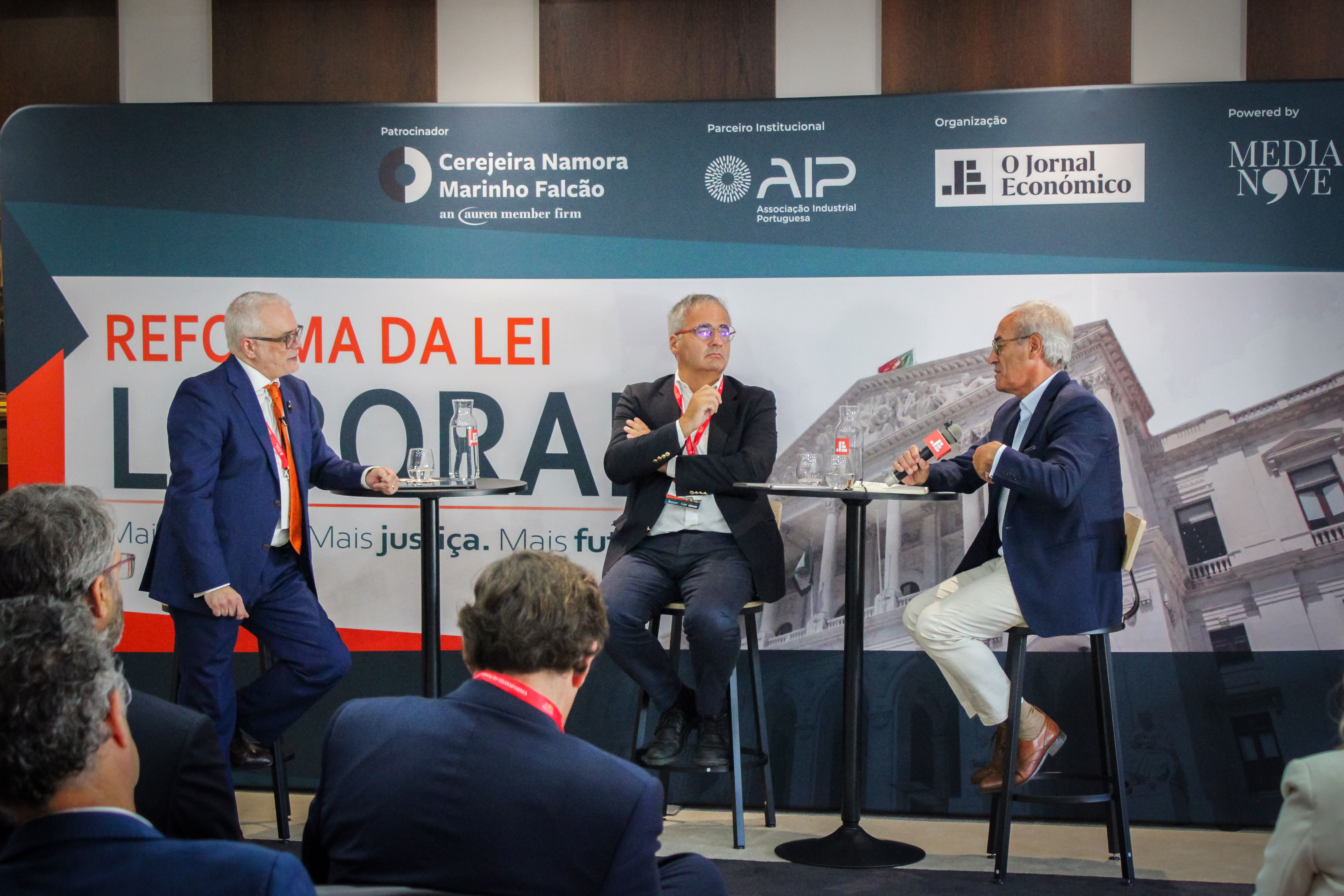 Presidente da AIP defende descentralização da negociação laboral para dentro das empresas